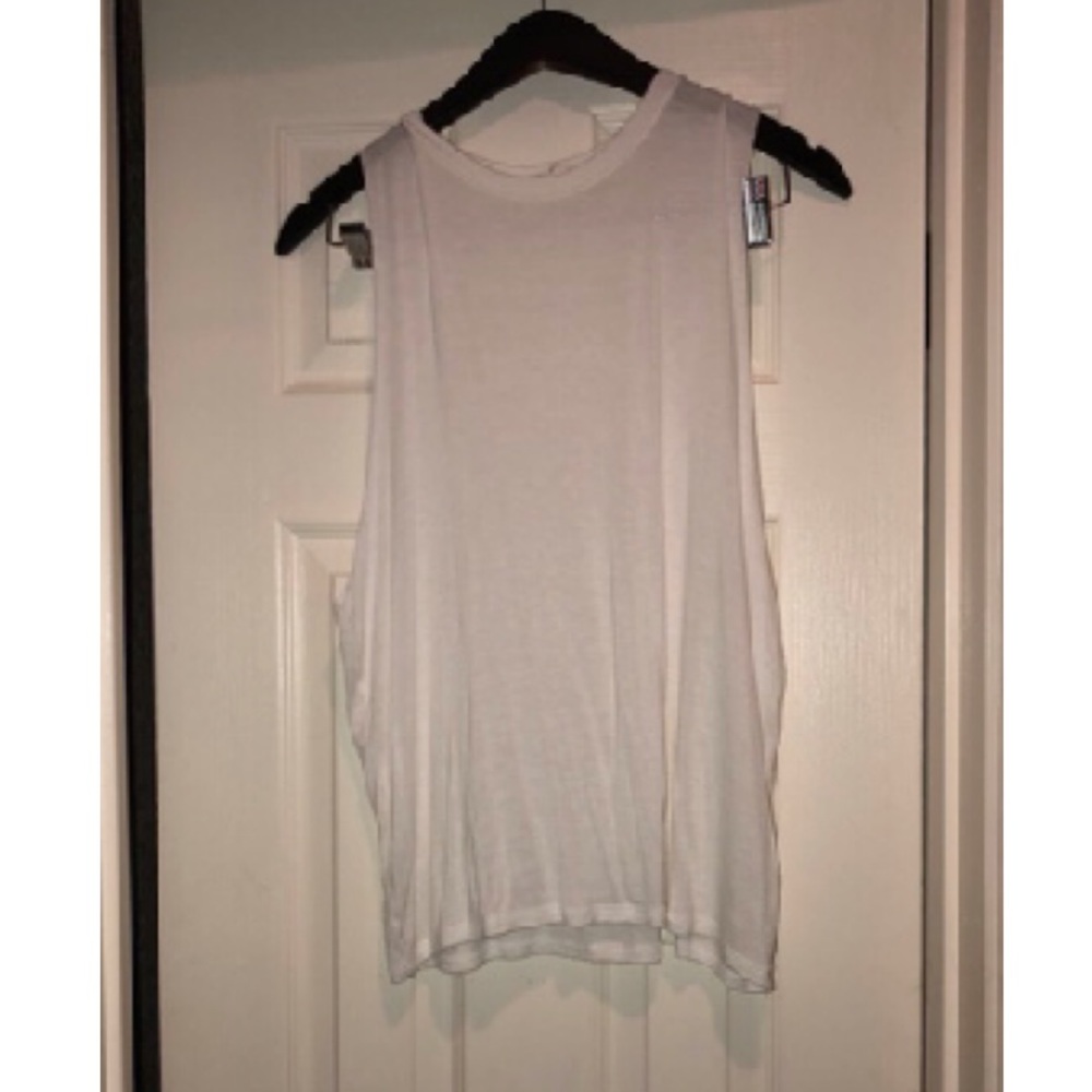 White tank